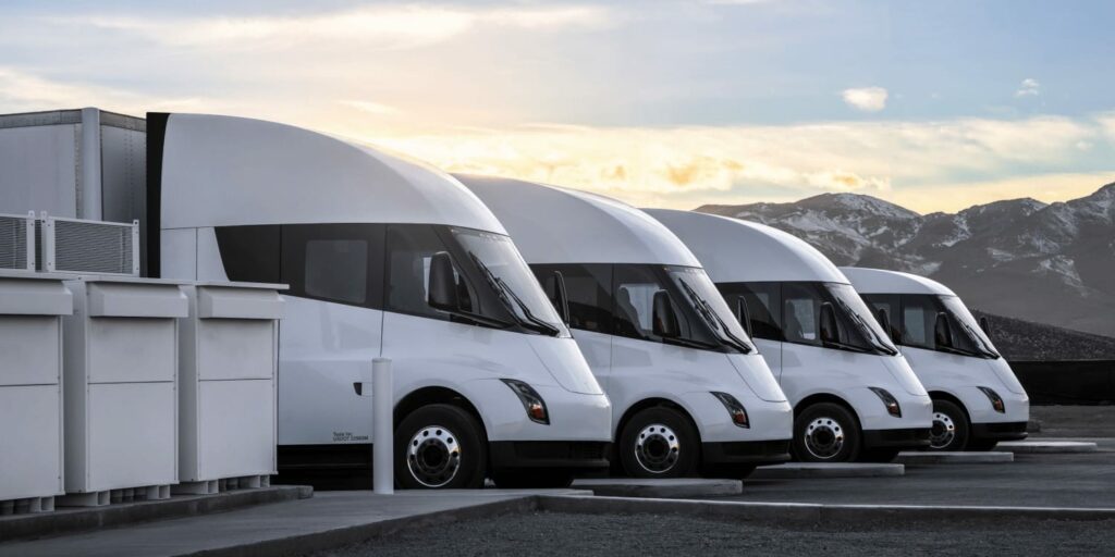 Tesla, Teksas’tan Kaliforniya’ya Semi şarj koridoru planlıyor elektrick